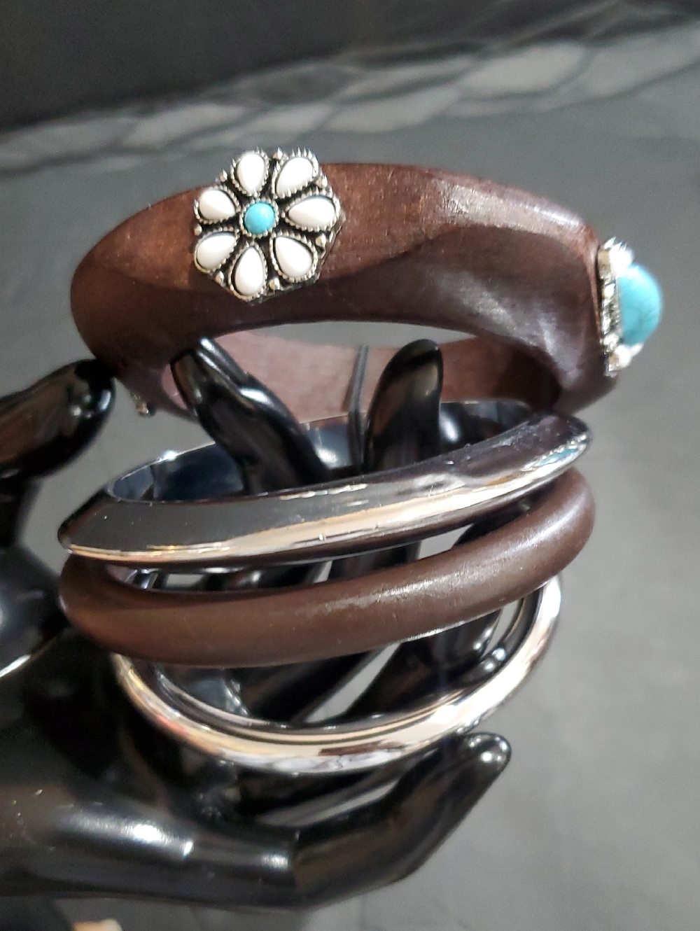 4 stack wood and silver tone studded white and turquoise gemstone bangles set‎